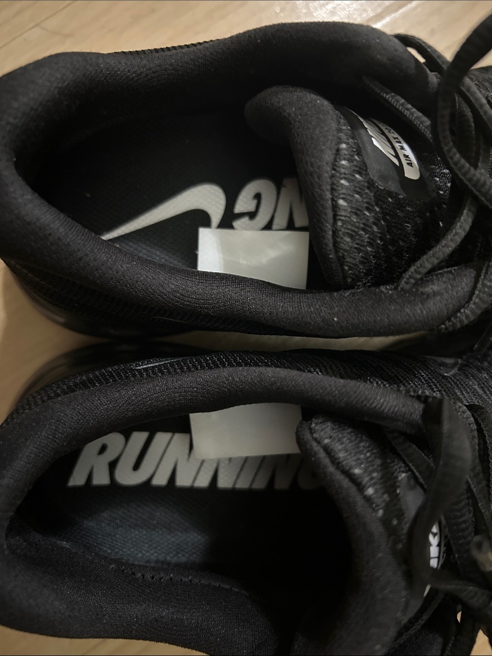 Nike Air Max - Picture 9 of 9